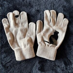 Gloves with Cat and Bird Design